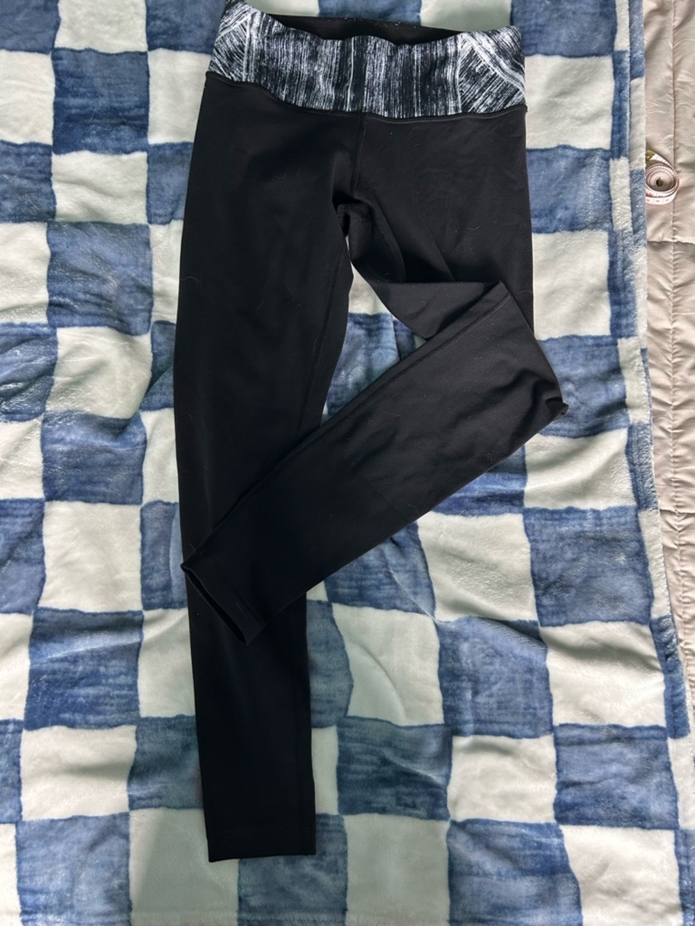 lululemon athletica Black Leggings with Heathered Gray Waistband